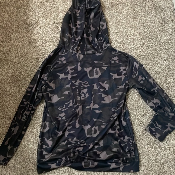 Camo hoodie - Picture 2 of 3